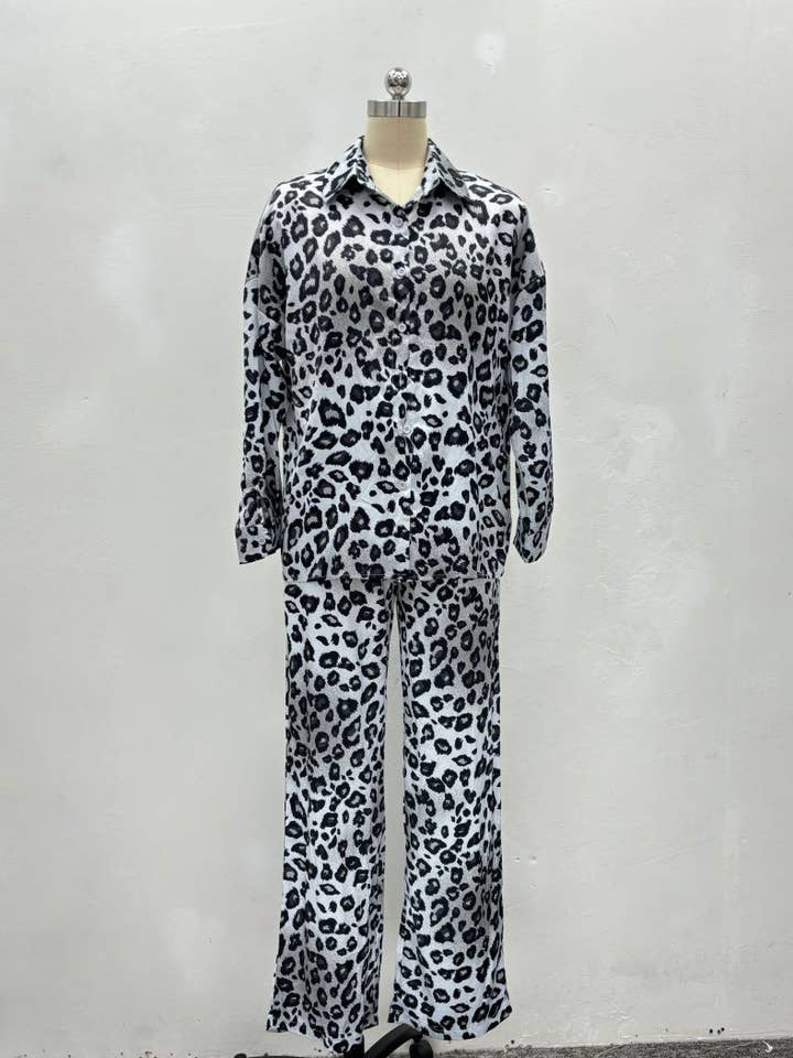 Jiawaknitart - Wholesale Lounge Set - Women's - Leopard Print Loose-Fit Lounge Set2