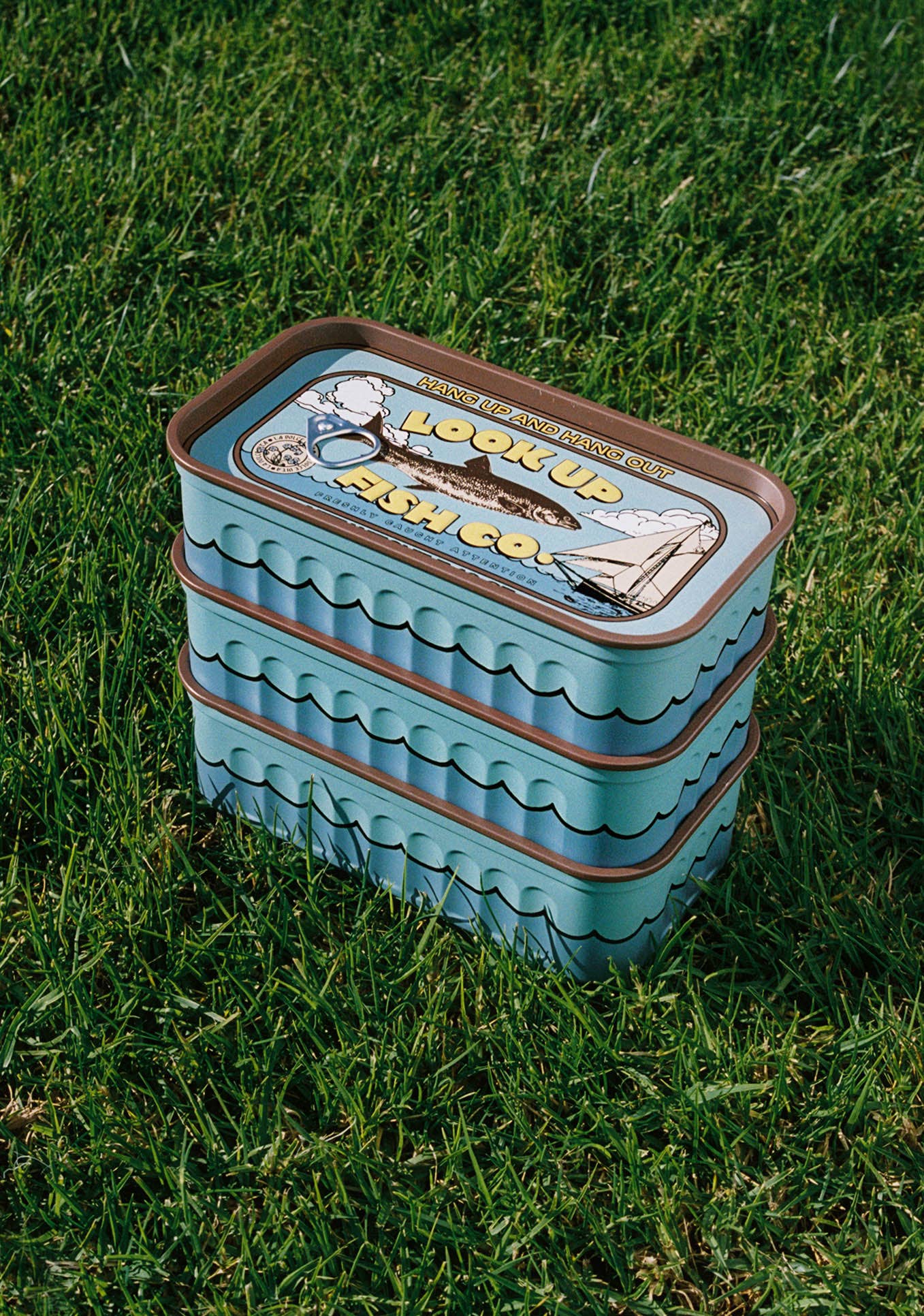 LookUp - Wholesale Decorative Tabletop Object - LookUp Vintage Fish Co Sardine Tin9