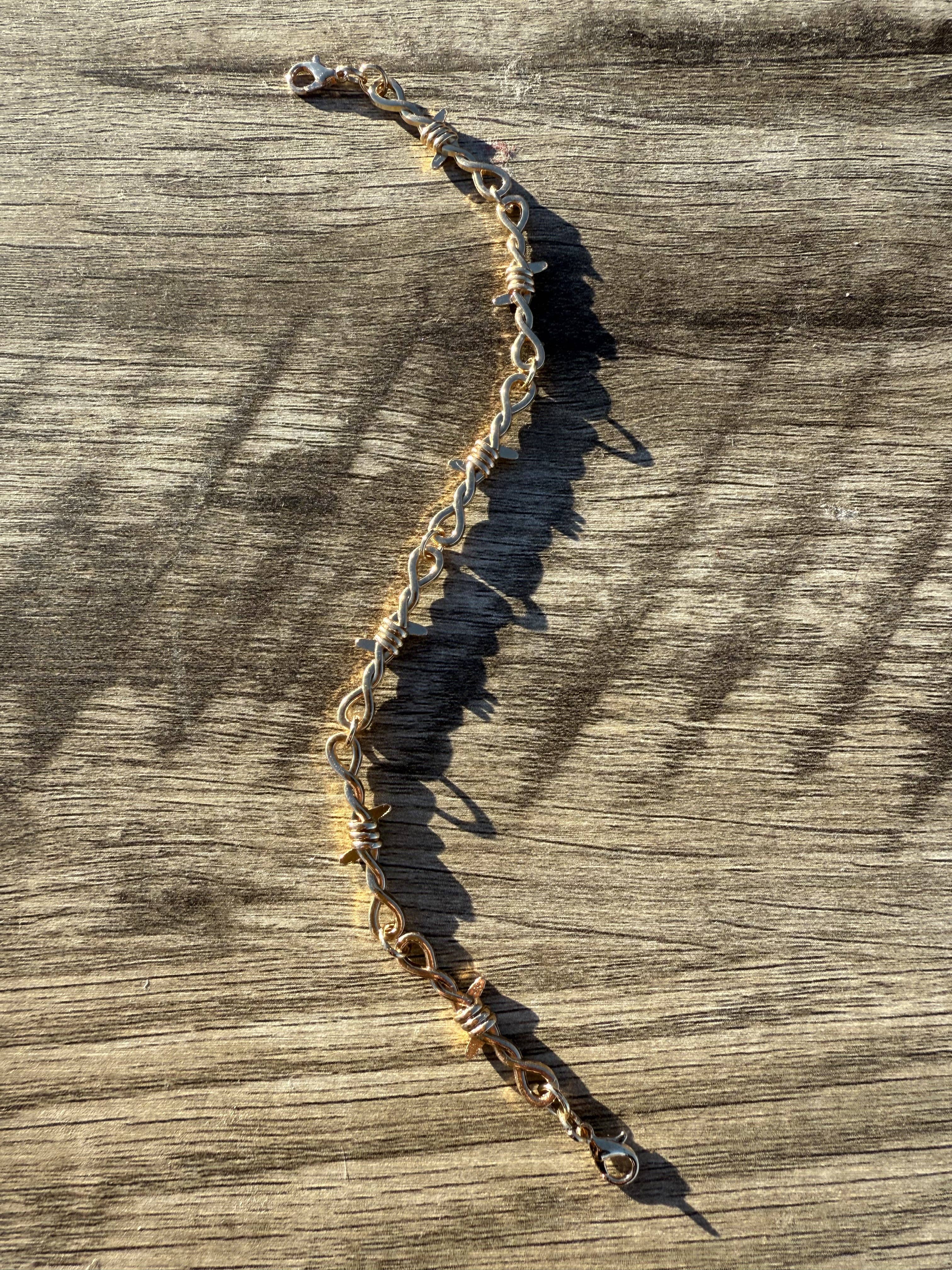 The Onion Patch – wholesale Hattaccessoar - Dam – Guldtaggtrådskepskedja1