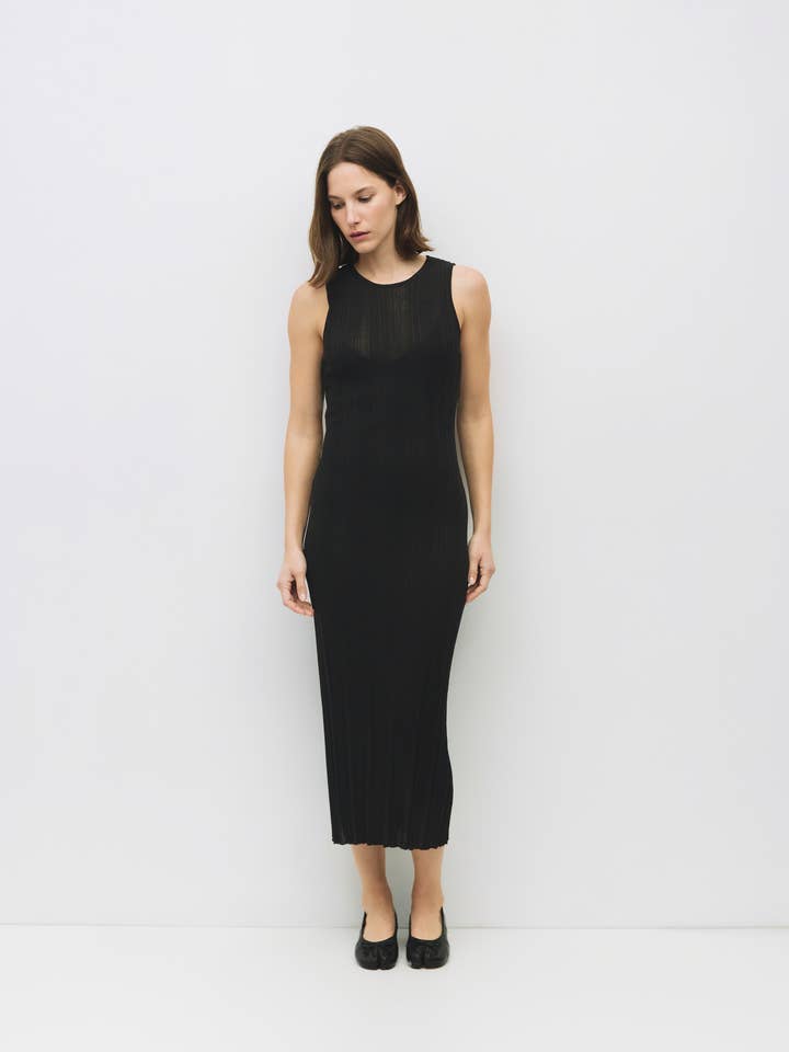 The Trinity Dress | Doorschijnende geribbelde midi-jurk voor wholesale door MOD REF