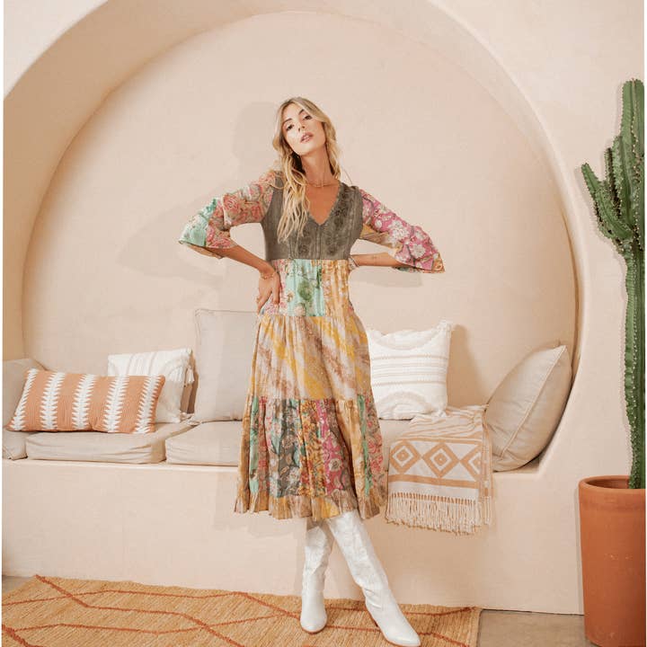 Bohemio Rústico: Vestido Midi Patchwork en Línea A para venta al por mayor de Young Threads