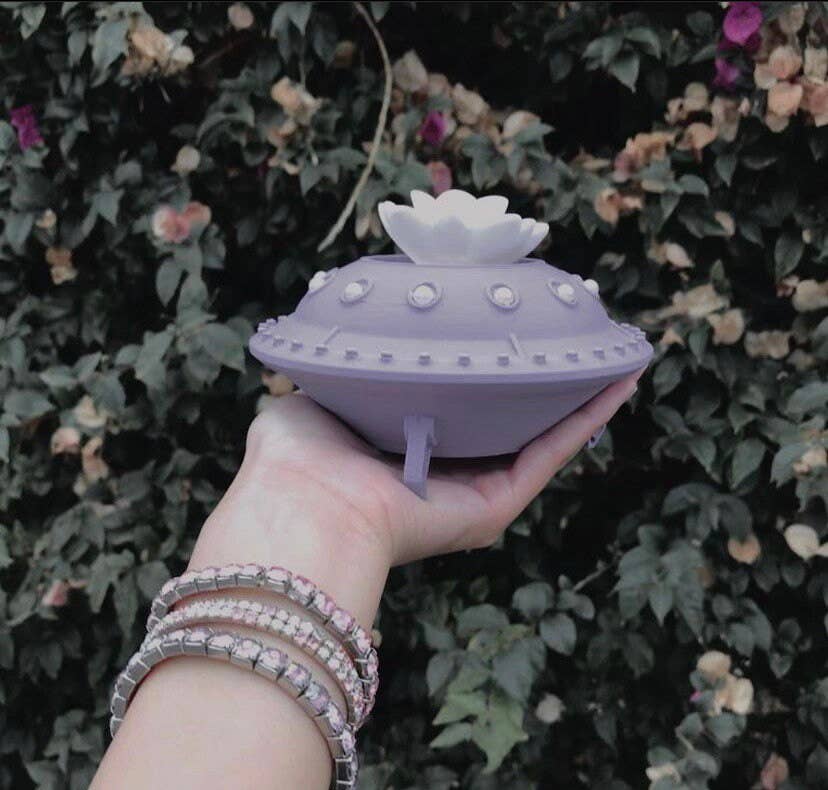 LAYERSPACE - Wholesale Plant Pot - Ufo Planter | 3D Printed Flying Saucer | 3D Printed Planter | Decor3