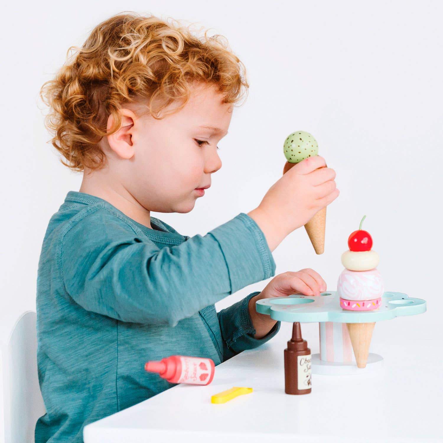 Le Toy Van - Wholesale Toy Set - Kids - Carlos ice cream stand TV310-C (New Look)/Ice Cream Stand2