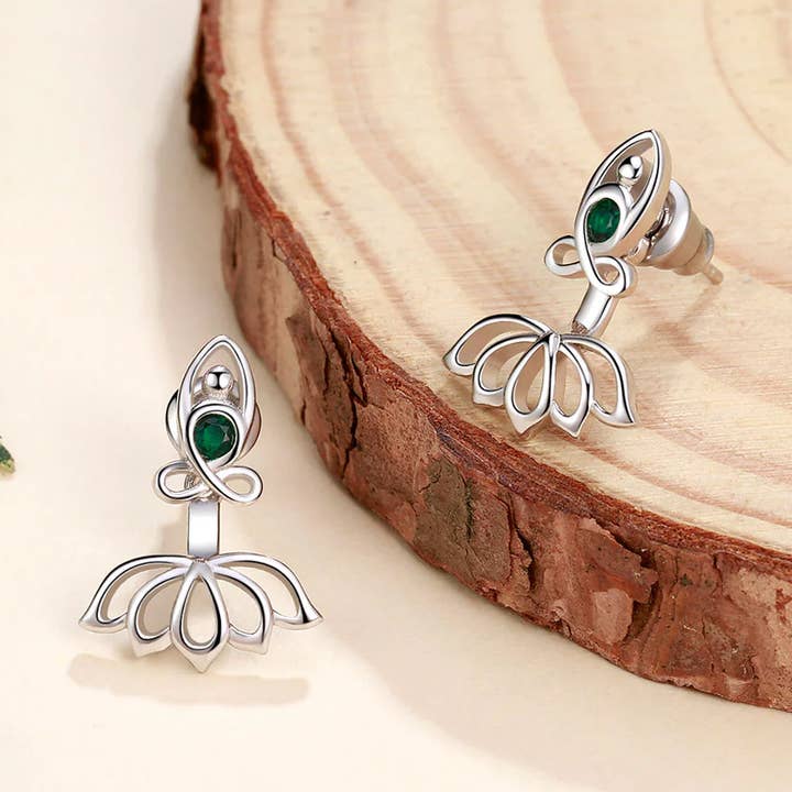 Boucles d'oreilles (I Love) Heart Chakra pour la vente par WonderSpark