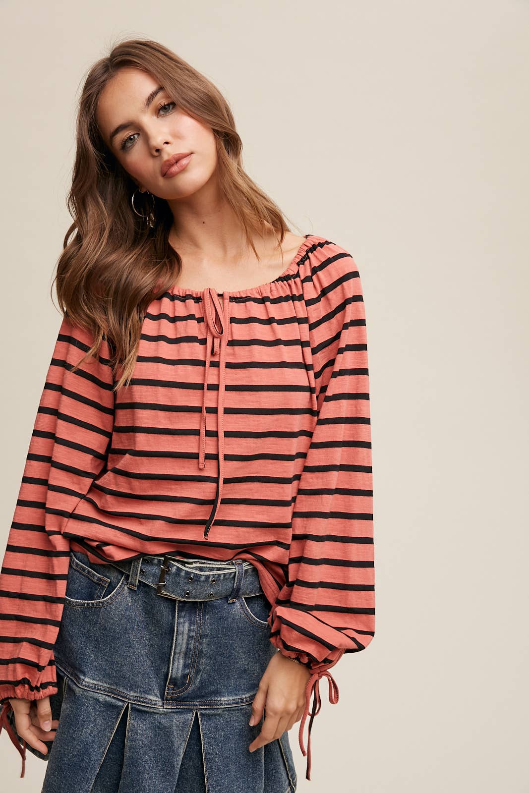 Koraal Gestreepte Blouse met Striksluiting en Boho Stijl LT0936 voor groothandel op Faire1