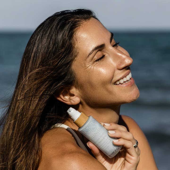 Sol Babe - Wholesale Sunscreen - Sol Flower - Zinc Suncare Serum4