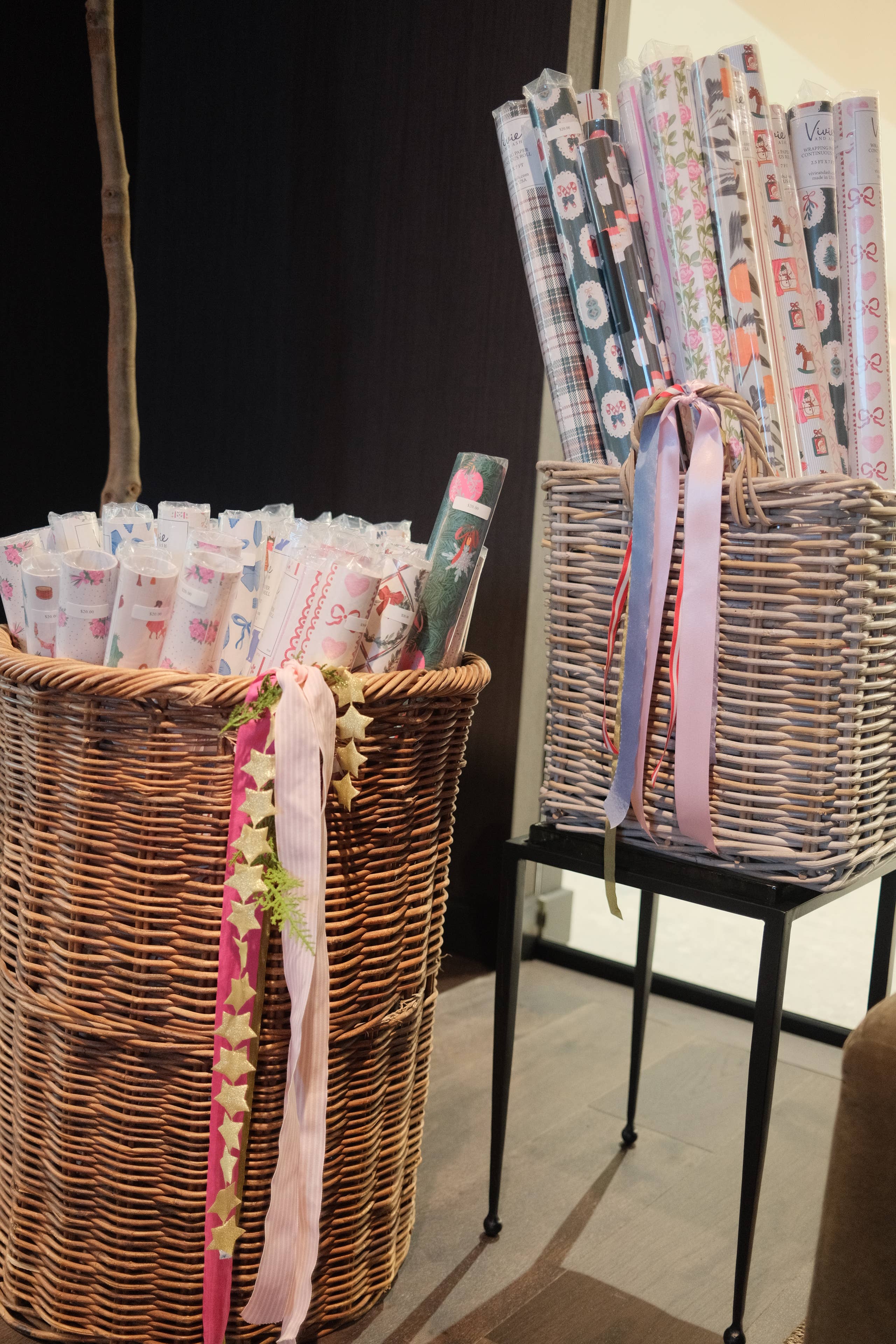 Vivie and Ash – Engroshandel Indpakningspapir – Julejulestjerne Blomsterstribet Gavepapir Rulle6