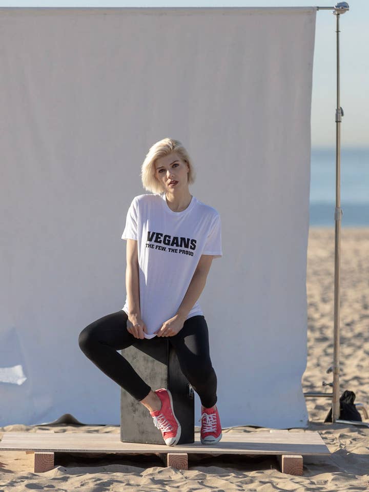 Veganisten, The Few The Proud T-shirt voor wholesale door Vegan Club
