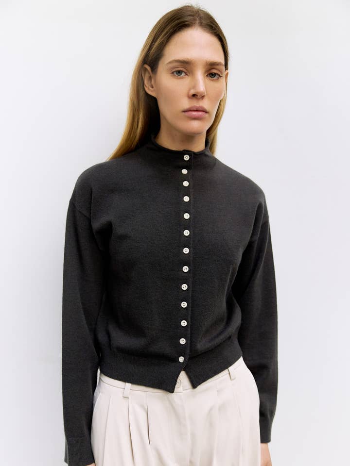 Het Brooks Vest | Hoogsluitend Vest voor wholesale door MOD REF