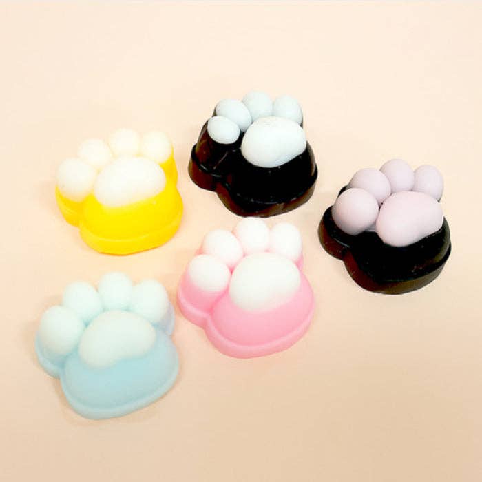 K-Wonderland - Wholesale Squishy Toy - Kids & Baby - Kitty Paw Pop Squishy 5 Colors Random Box1