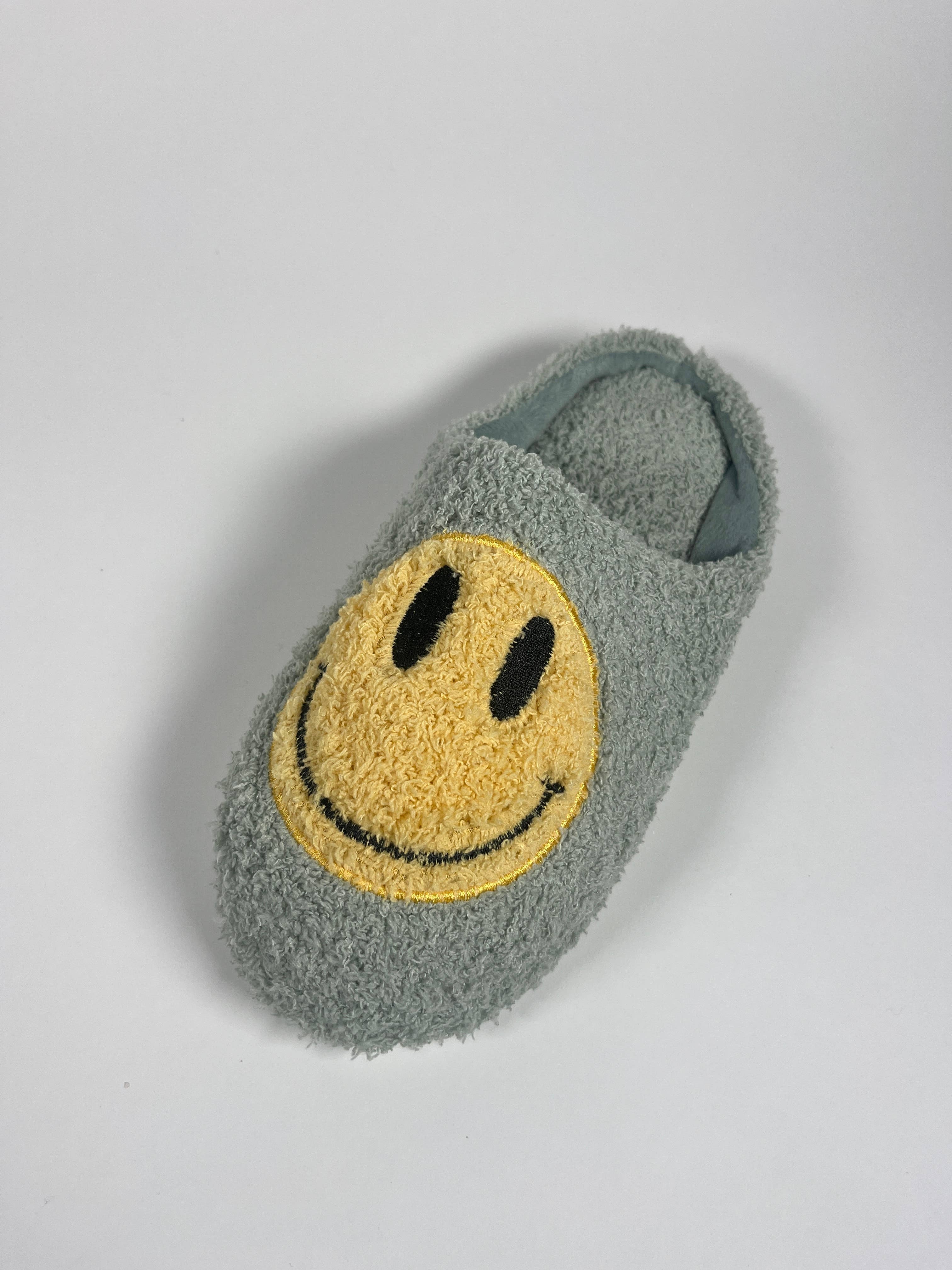 Handcraft Manufacturing Corp. - Wholesale Slippers - Women's - Cozy Smiley Clog13