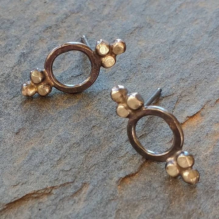 Pendientes victorianos hechos a mano para venta al por mayor de Symbology by Alice Scott