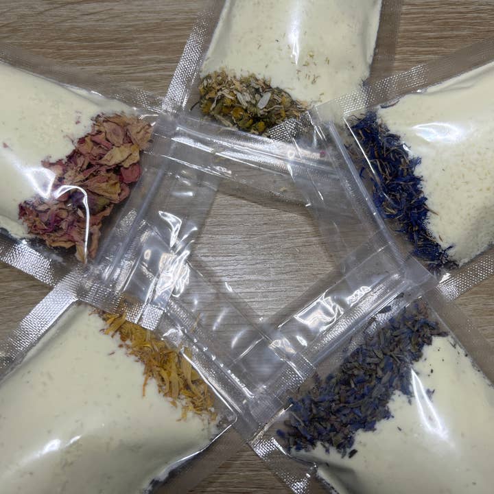 Mini Buttermilk Bath Shots x10 for wholesale by Wicks 'n Lotions