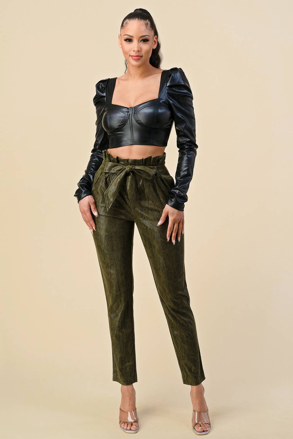 The Sang – wholesale Byxor - Dam – SP4870-2 - SNAKE SKIN SLIM FIT PAPPERSPÅSEBYXOR MED KNYTBÄLTE14