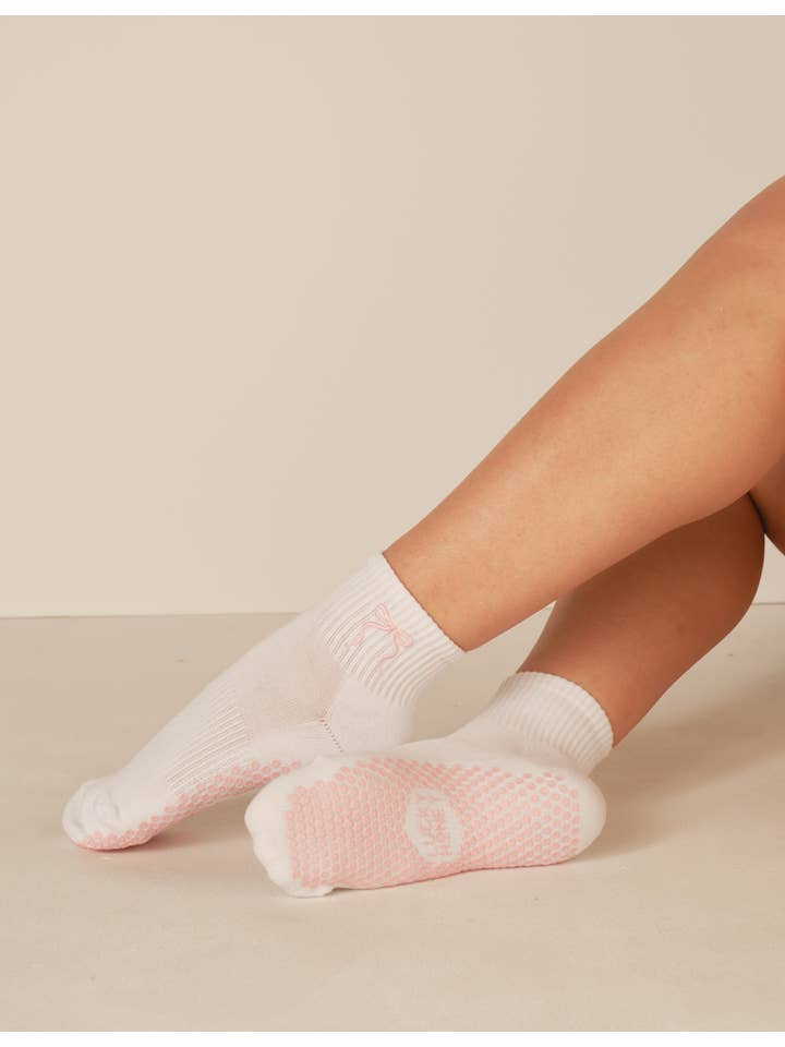 LUCKY HONEY - Wholesale Socks - Women's - The Harlow Grip Sock31