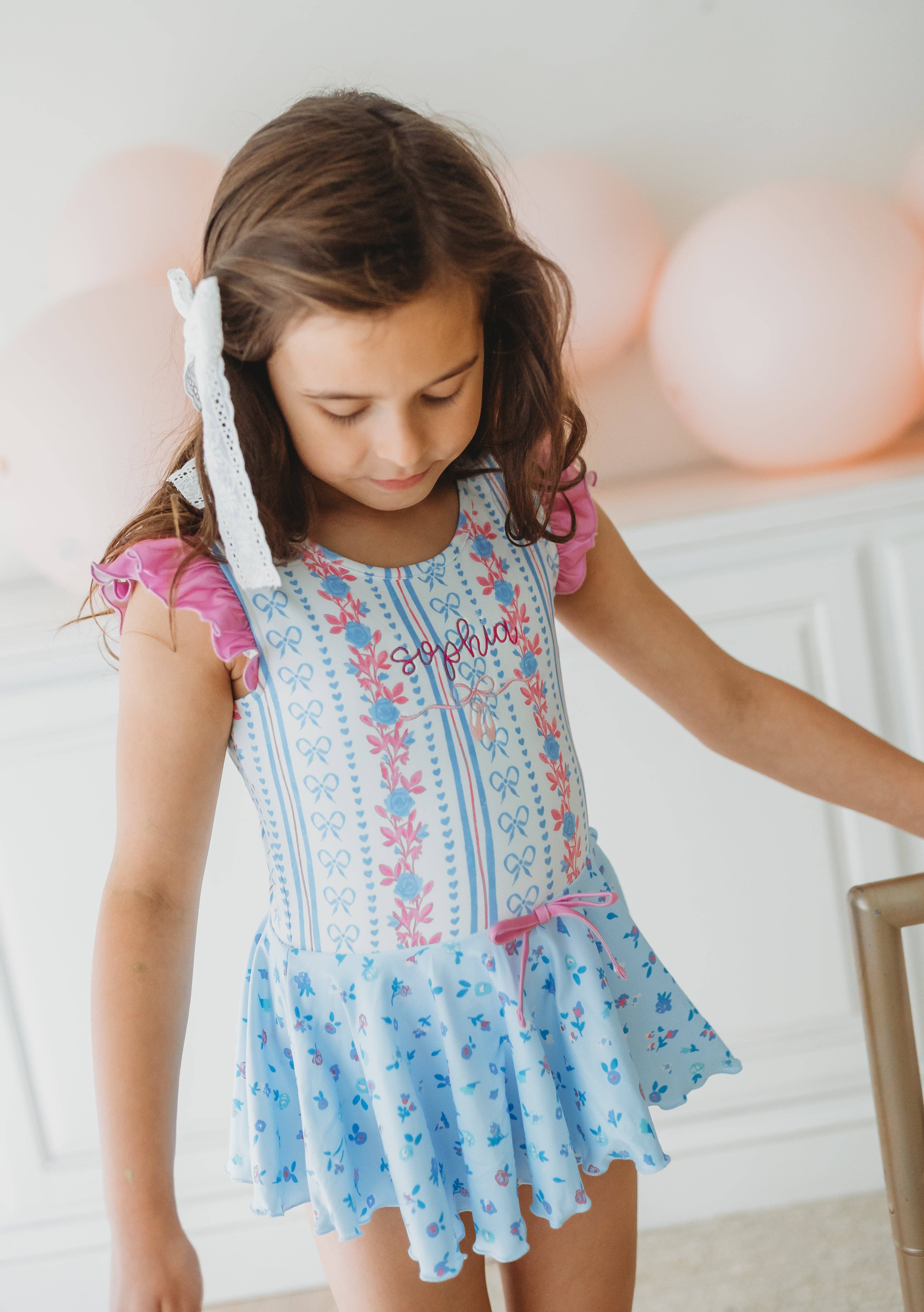 Cheeky Plum - Venta al por mayor Leotardos - Niños - Farrah Leotard - Rosé Ribbon Luxe19