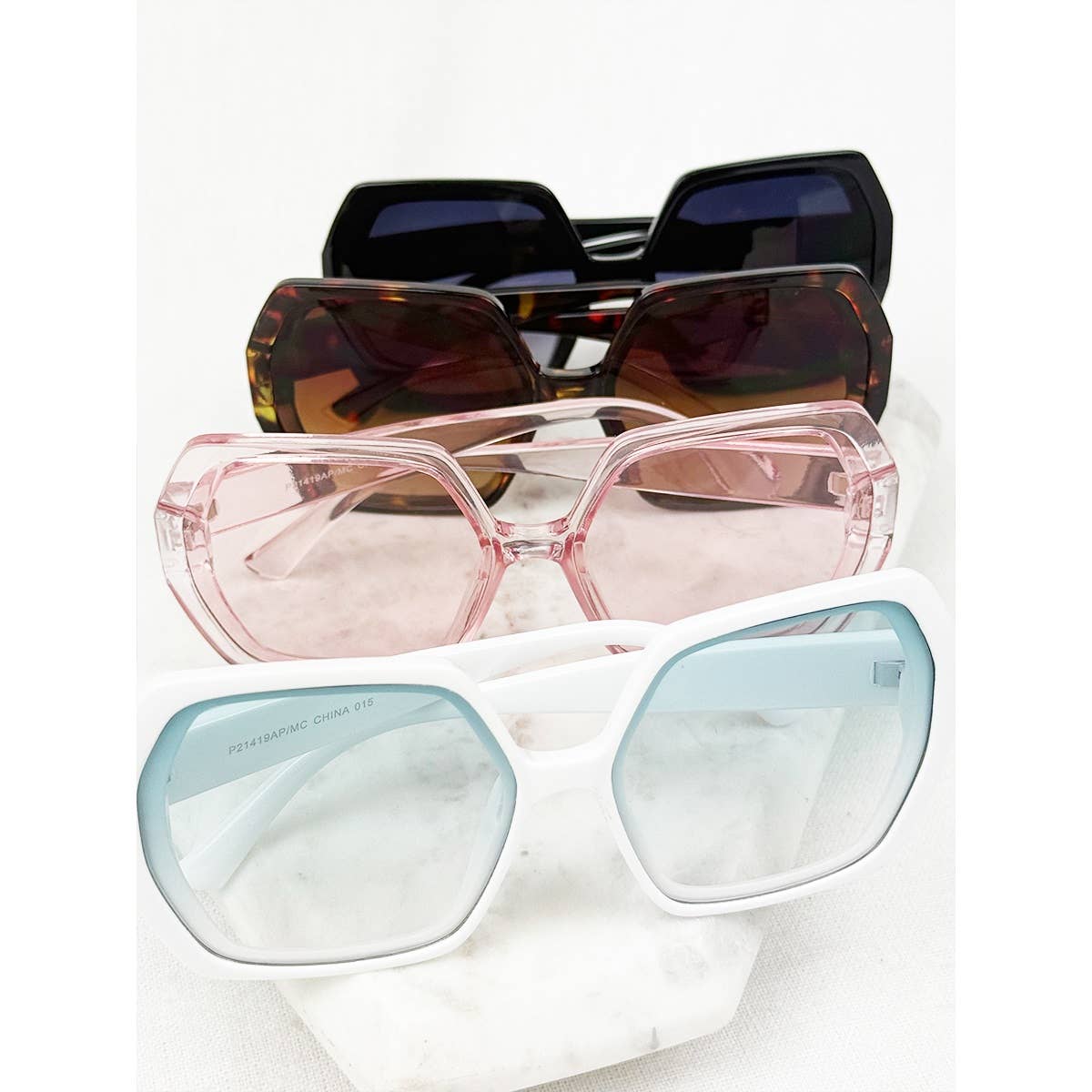 MIX COLOR Karen Fashion Shades Sunglasses for wholesale on Faire4
