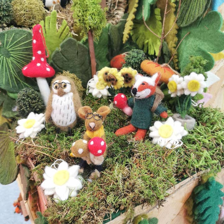 Felt So Good - Wholesale Ornament - Handmade Needle Felt Oliver the Mouse Autumnal Decotion