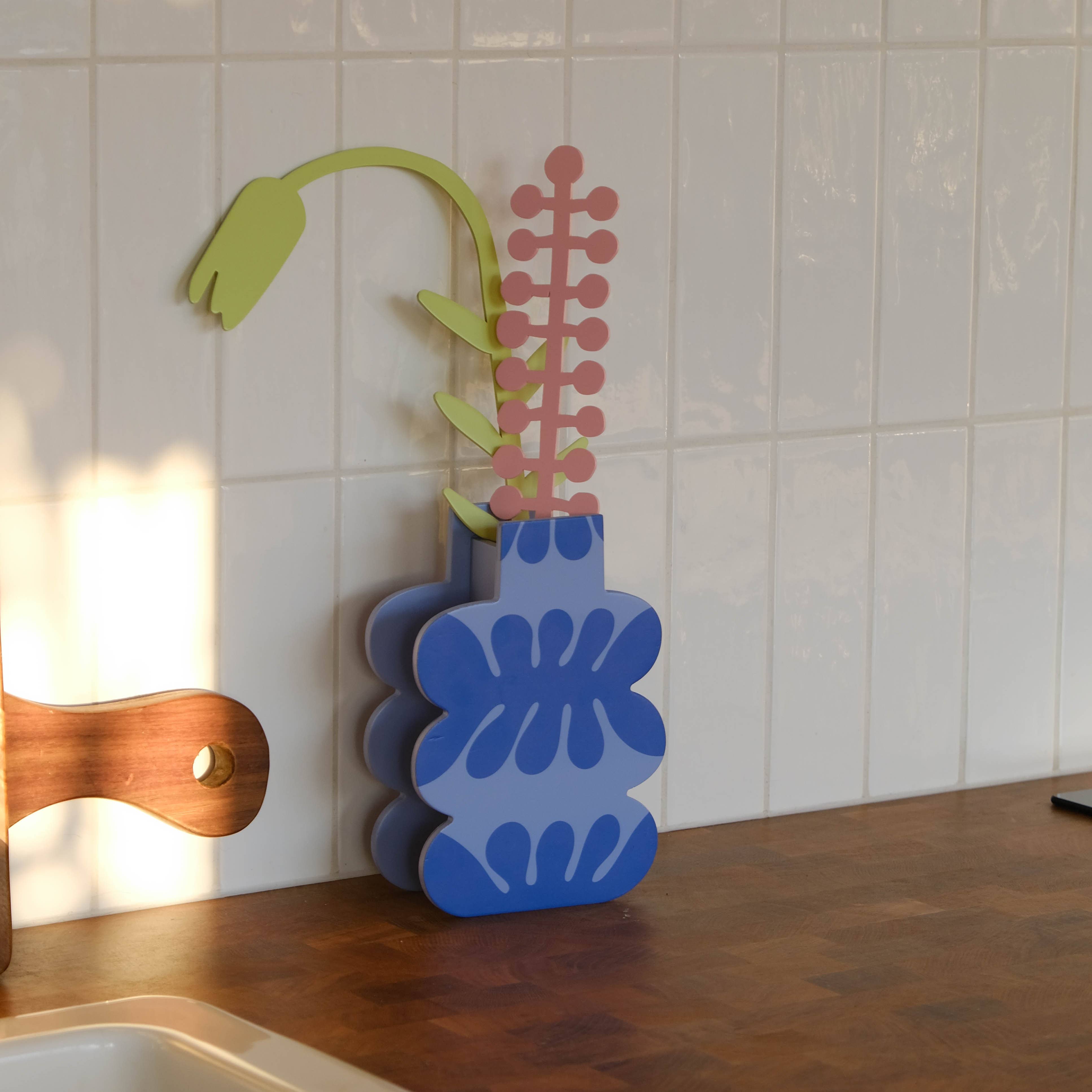 milin – wholesale Dekorativ statyett – TULIP Grön träblomma vardagsrumsdekoration modern inredning2