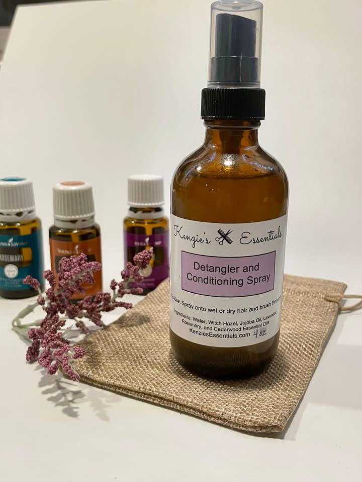 Ontklitter- en verzorgende spray voor wholesale door Kenzie's Essentials