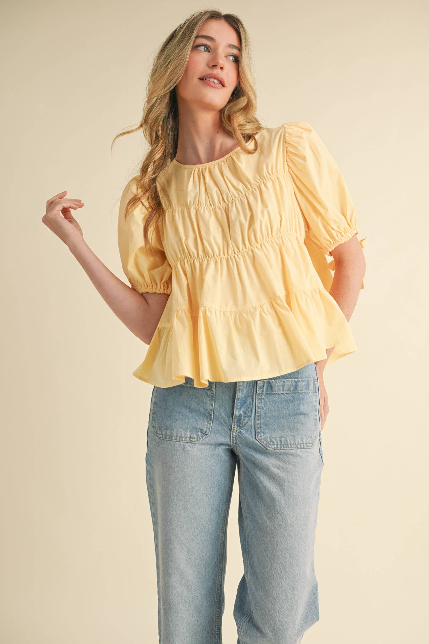 &MERCI - Wholesale Blouse - Women's - TIERED SHIRRING PUFF SLEEVE TOP MTP308126