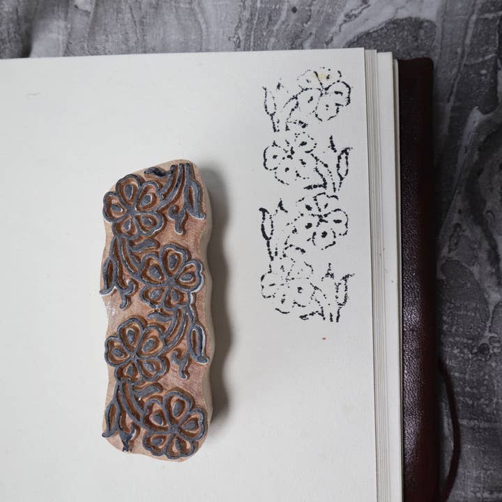 Tribal Trade GmbH – Engroshandel Gummistempel/pyntestempel – Stempel trækant 7,5 cm model 07 kant træstempel7