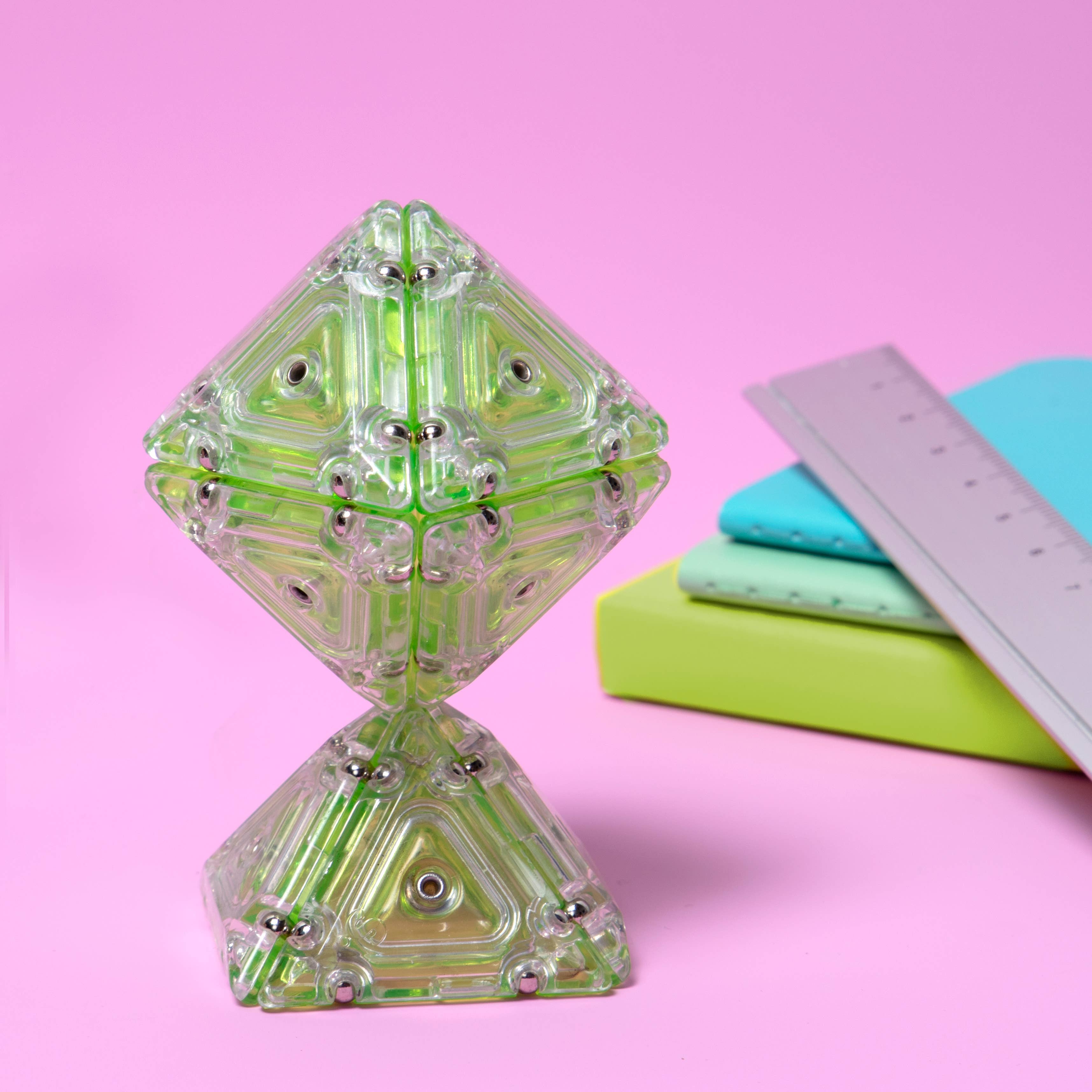 Speks - Wholesale Fidget Toy - Kids - Geode Pyramid Single Color Case Pack10