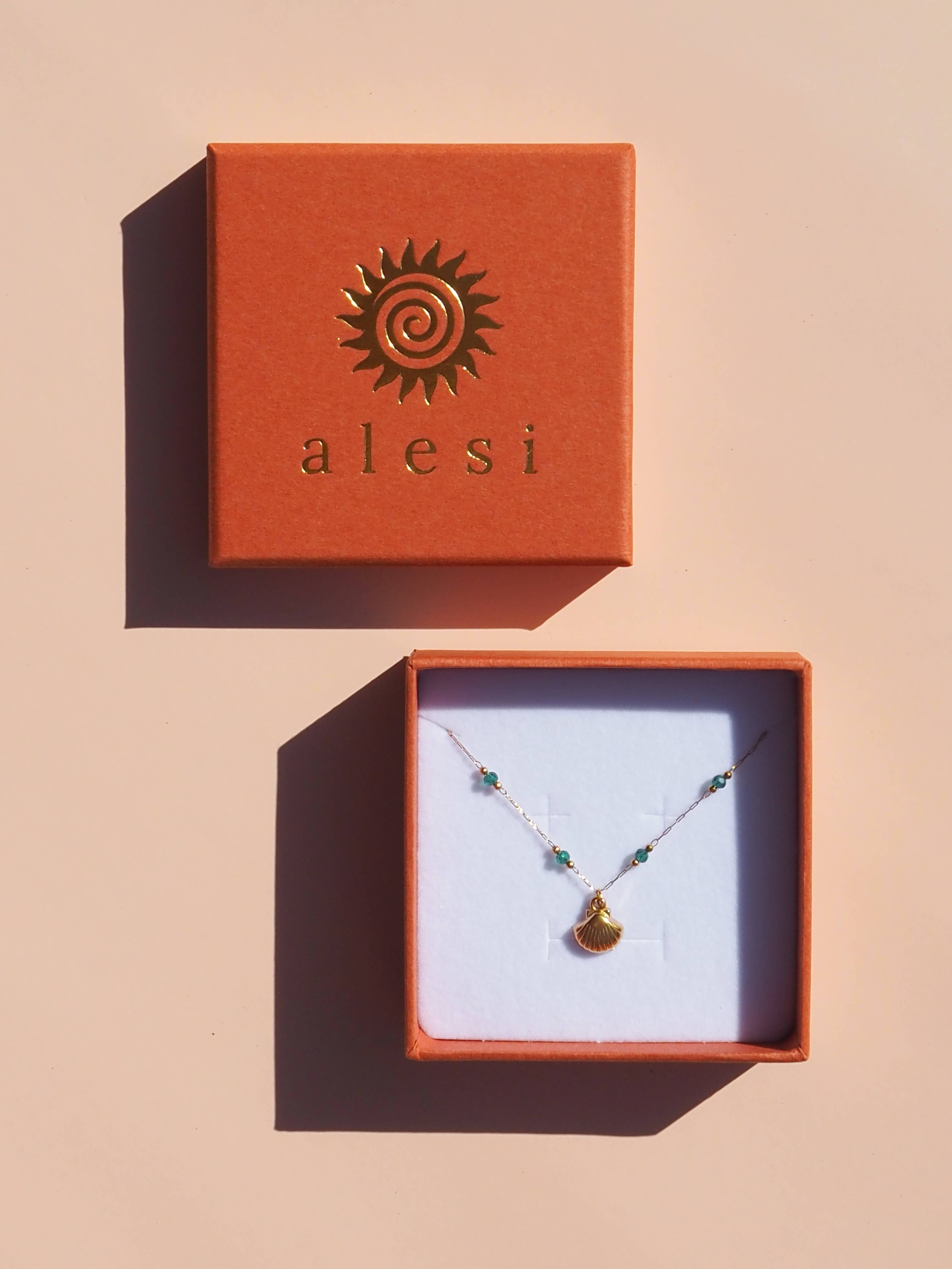 Alesi Jewellery – wholesale Pendant/charm necklace – Seashell Green Satellite Necklace 18K Gold  1