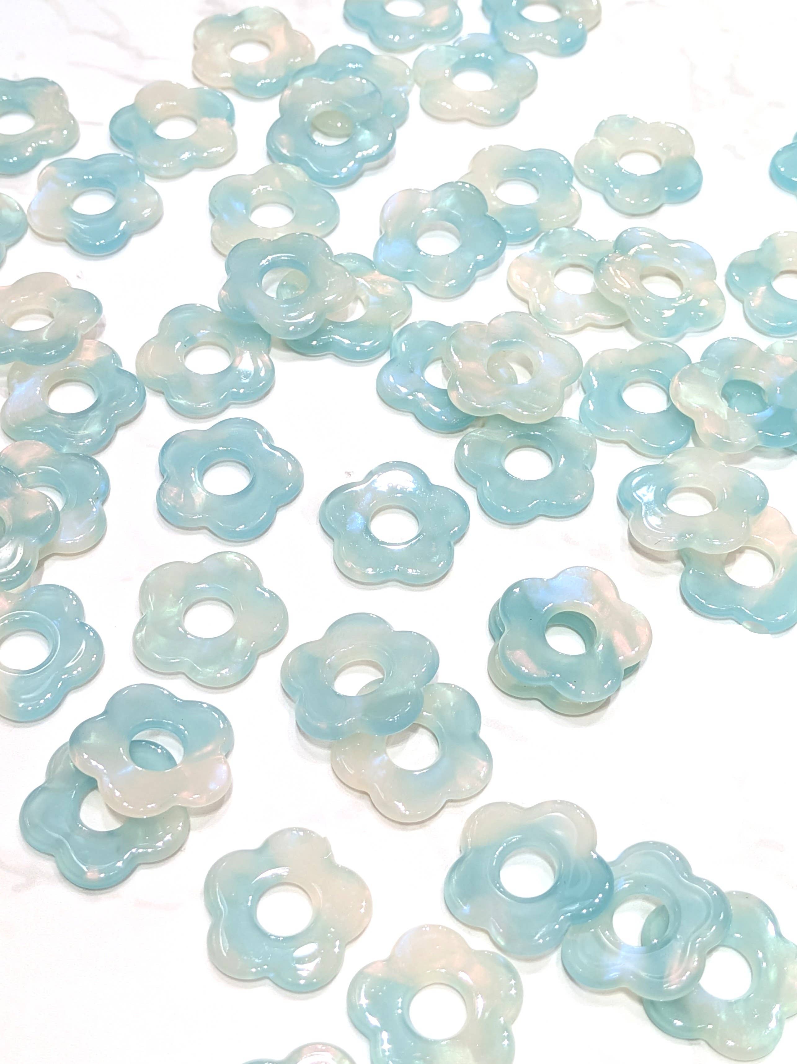 LOLO & YAYA – wholesale Emergency response charm – Flower pendant 2cm, 1.5O euros / u39