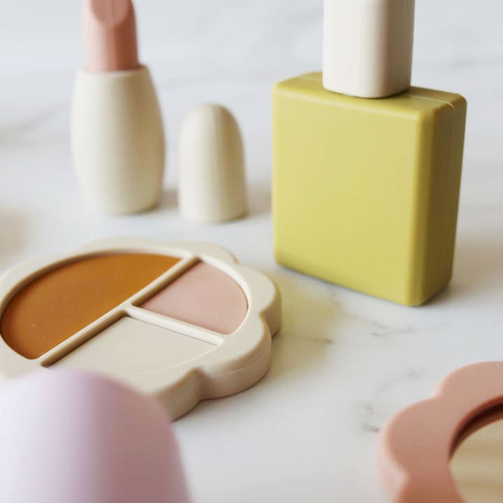 Marlowe & Co - Wholesale Toy Set - Kids - Silicone Hair and Makeup Play Set21