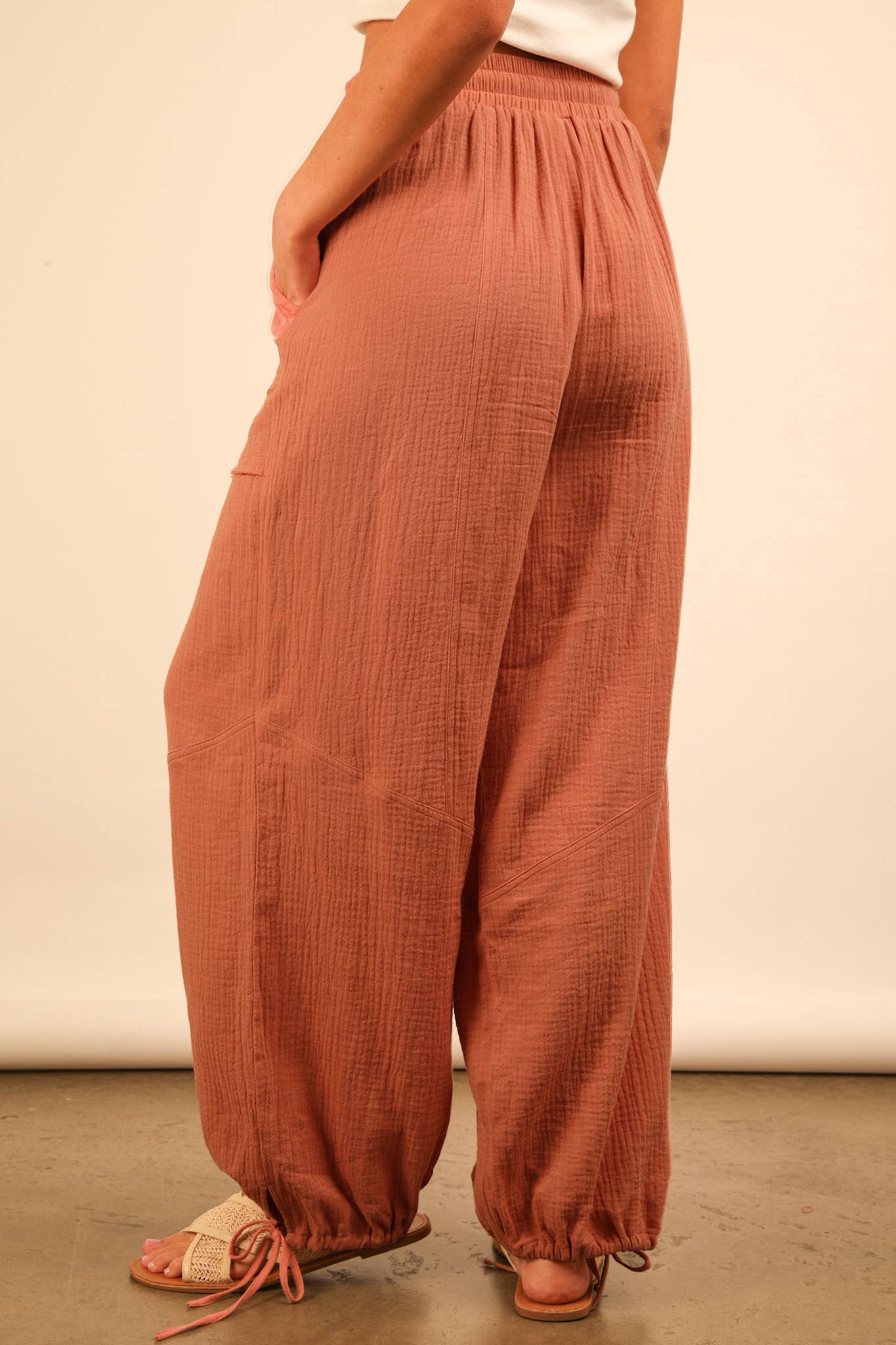 VERY J - Vendita all'ingrosso Pantalone - Donna - NP70803-Pantaloni a Gamba Larga in Garza Solida3