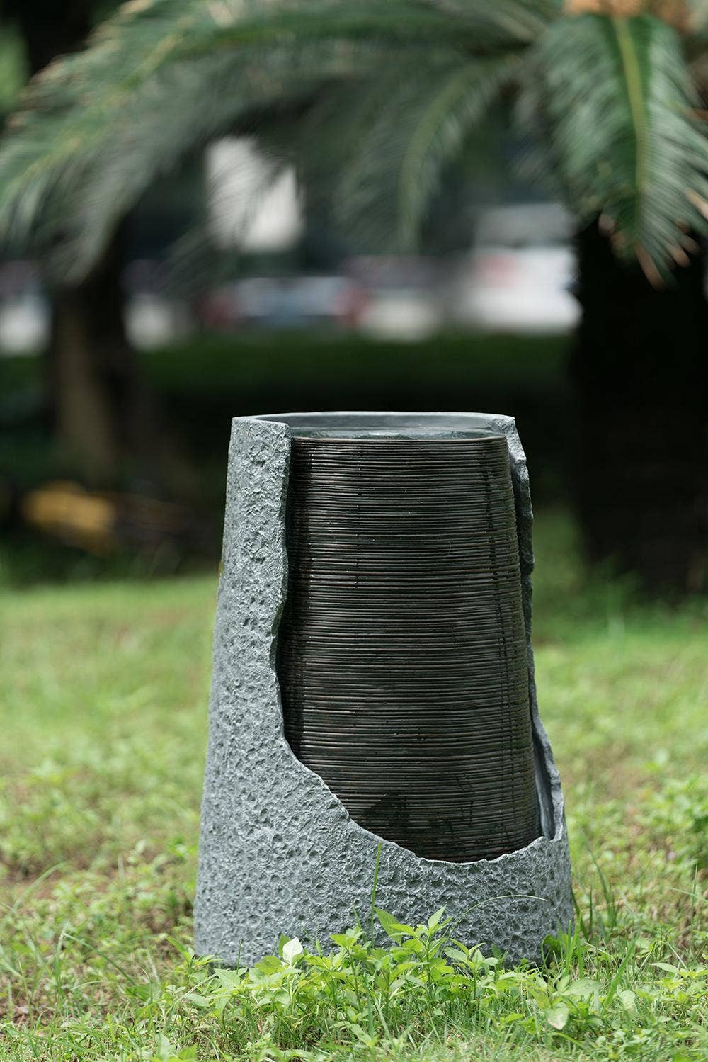 A&B Home Group Inc. – wholesale Outdoor ornament/decor – 17x17x26" Polyresin Fountain - Gray11