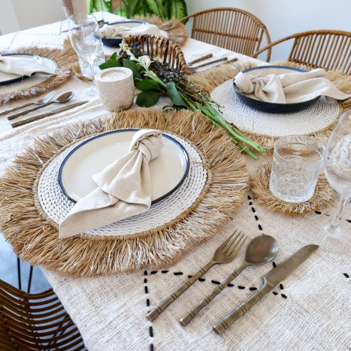 Joglo living - Wholesale Placemat - Raffia fringed placemat 002 - white2