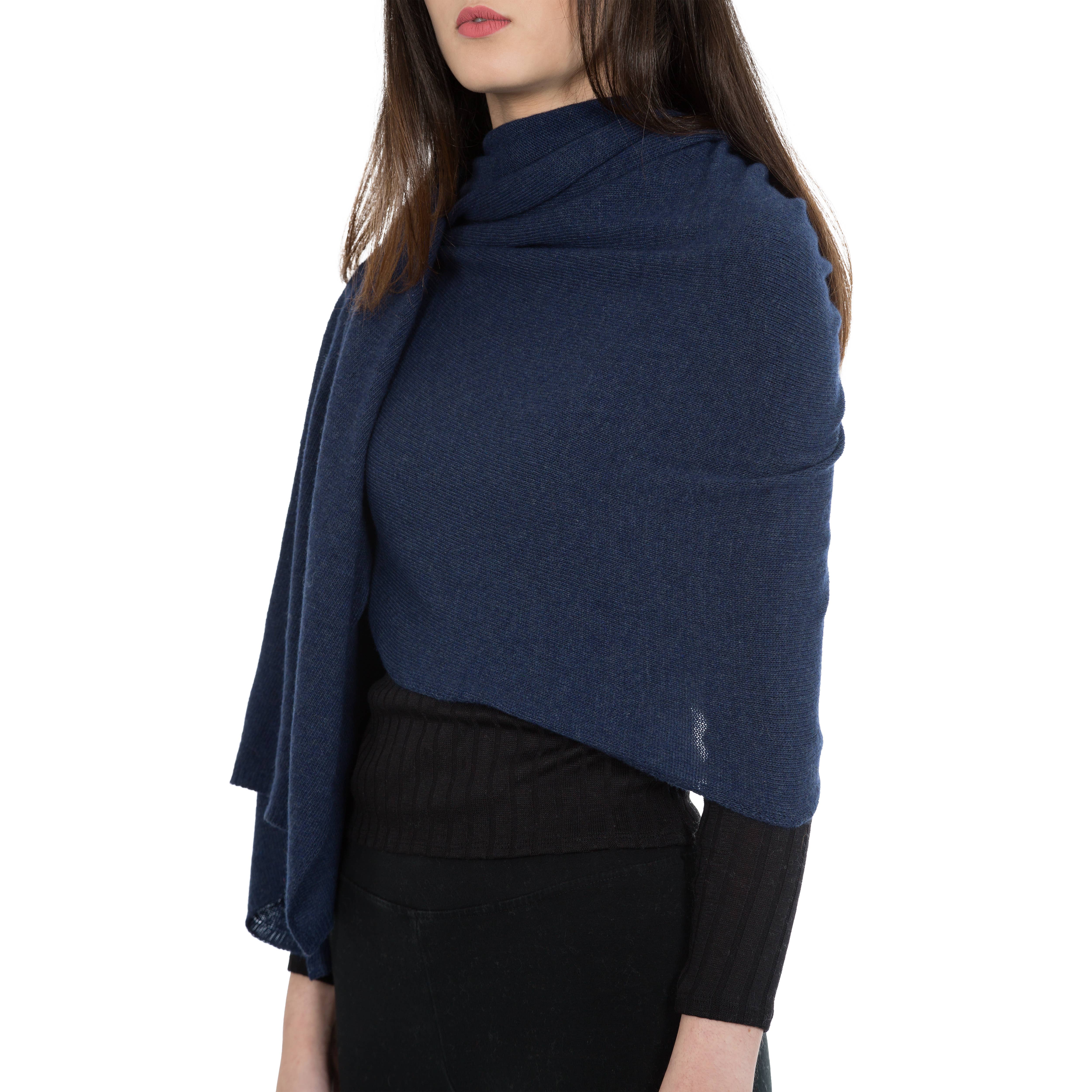 Assia di Brunetti Federica e C. s.a.s. - Wholesale Wrap - Women's - Benny - Classic cashmere blend wrap5