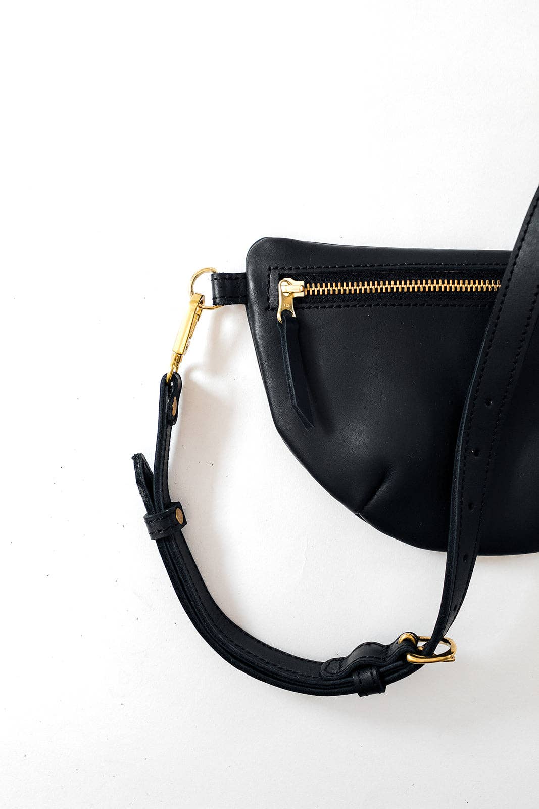 ABBY ALLEY - Wholesale Belt Bag - Women's - Sling Bag, Black13