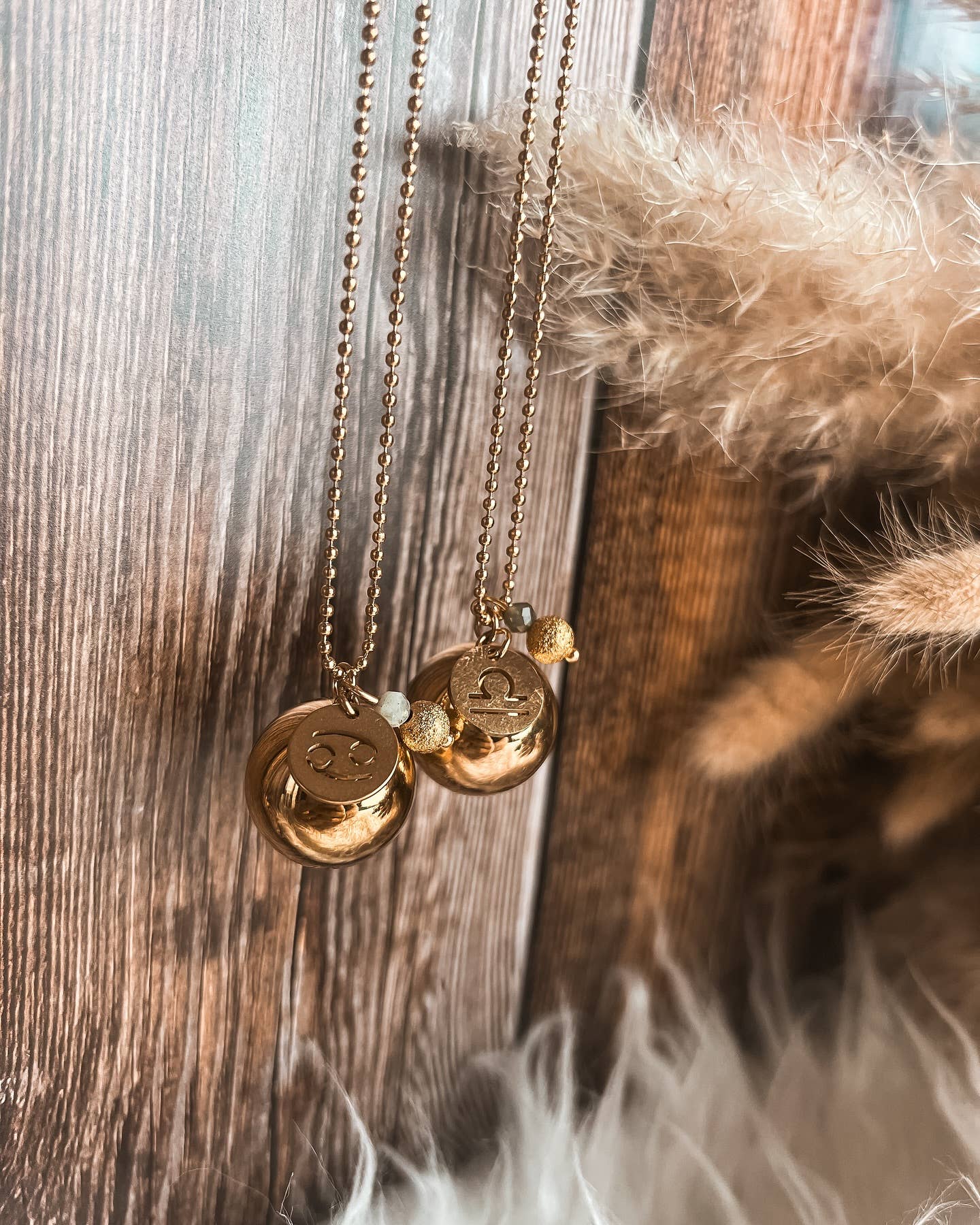 Grain de Fantaisies - Wholesale Pendant/Charm Necklace - The signature stars - pregnancy bolas2