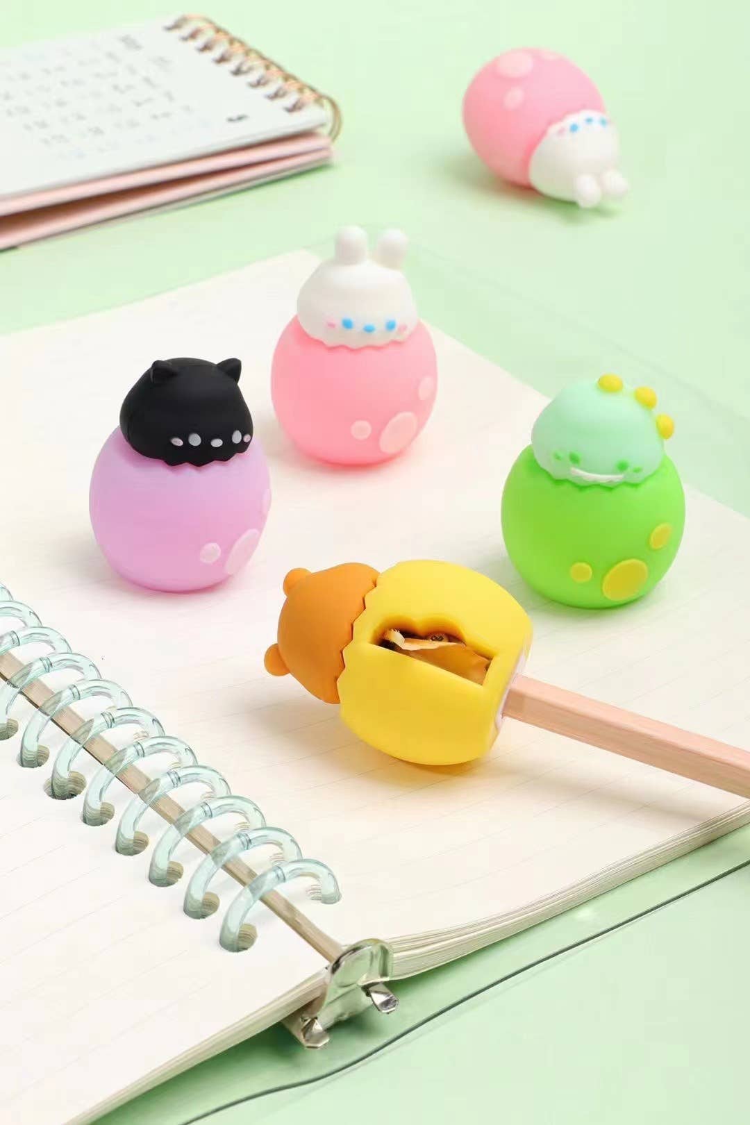 BCmini - Wholesale Pencil Sharpener - 33304 EGG ANIMAL BABIES PENCIL SHARPENER0