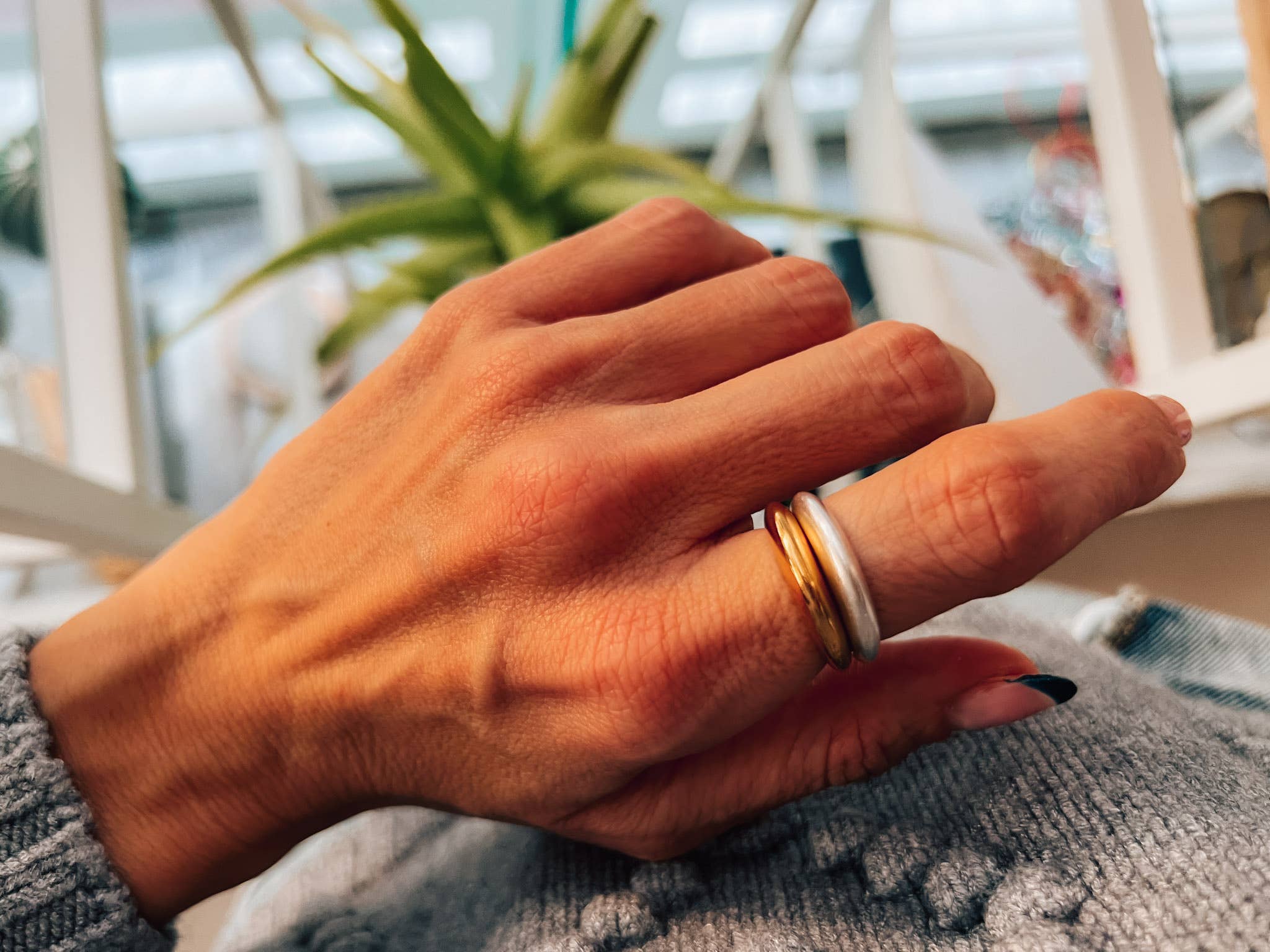 Goupi - Wholesale Band/Stacked Ring - Thin boomerang ring in gold and silver5