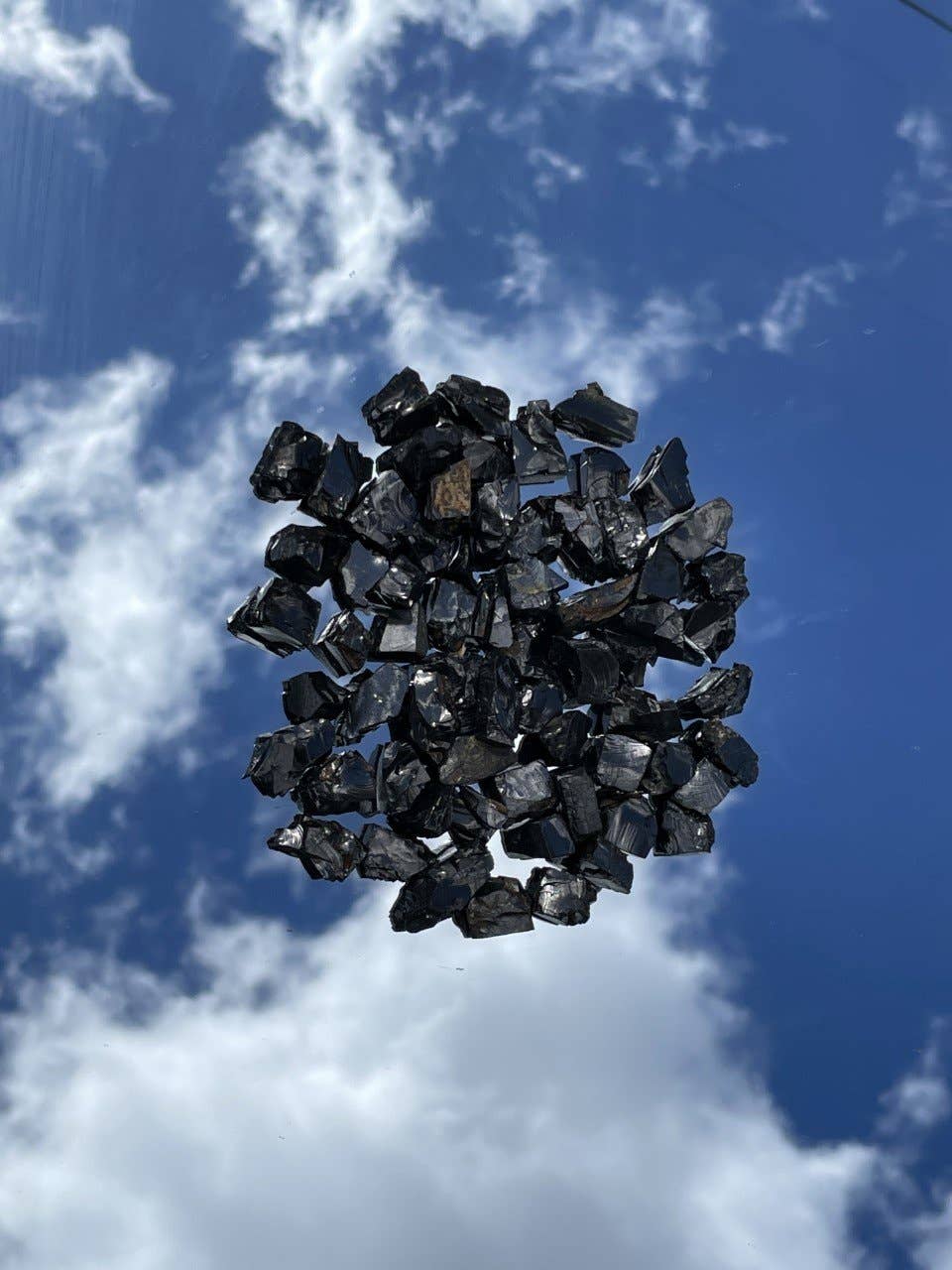 ShungaLife - Wholesale Spiritual Stone/Crystal - Shungite Pieces for Water1