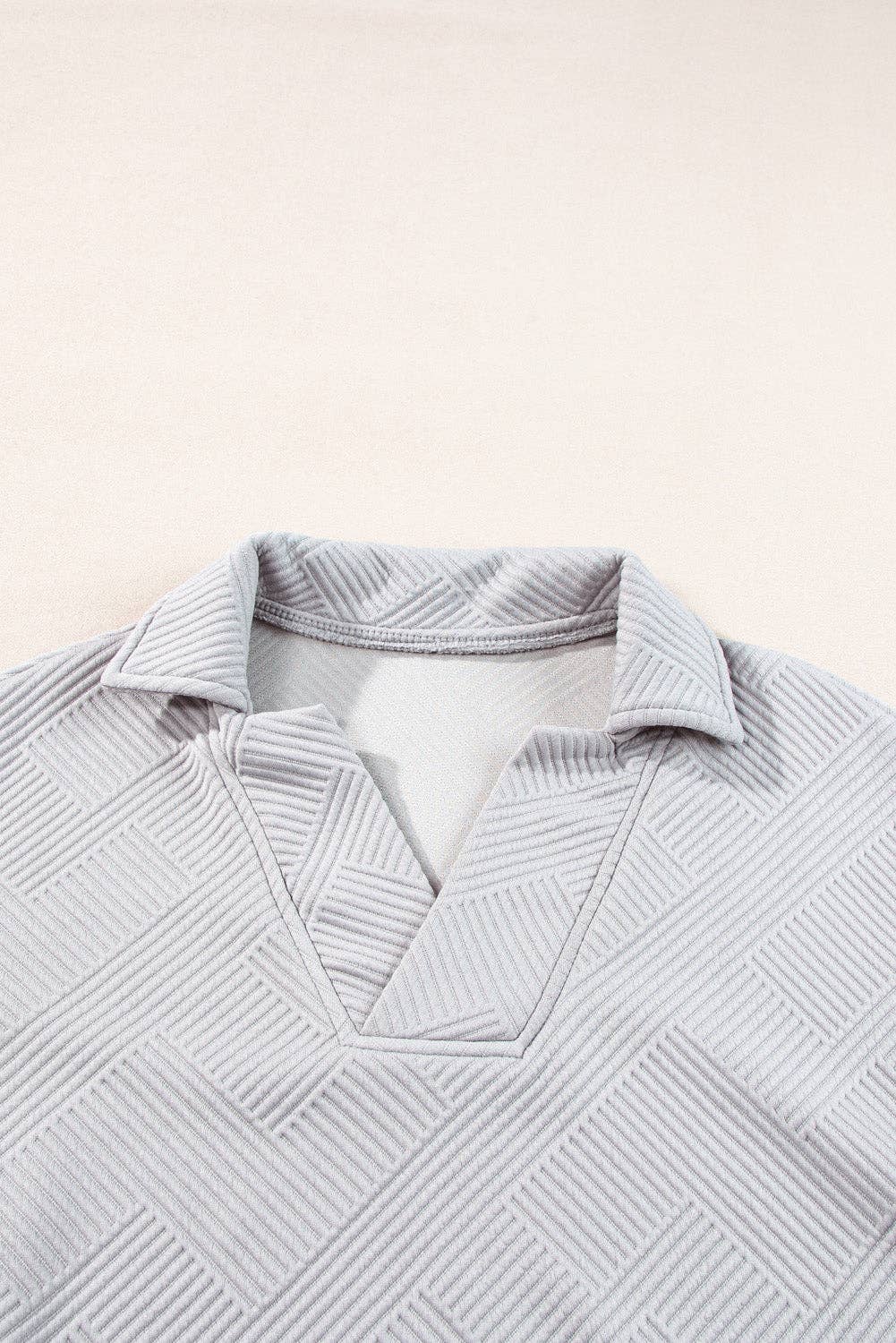 Lovesoft – Großhandel Loungewear-Set – Damen – Set aus festem, strukturiertem Top mit V-Ausschnitt und Hose mit weitem Beinausschnitt4