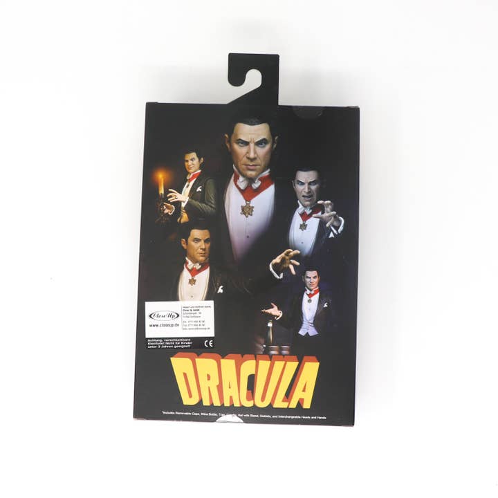 Close Up GmbH - Wholesale Figurine Toy - Kids - Universal Monsters Action Figure Ultimate Dracula Transylvania7