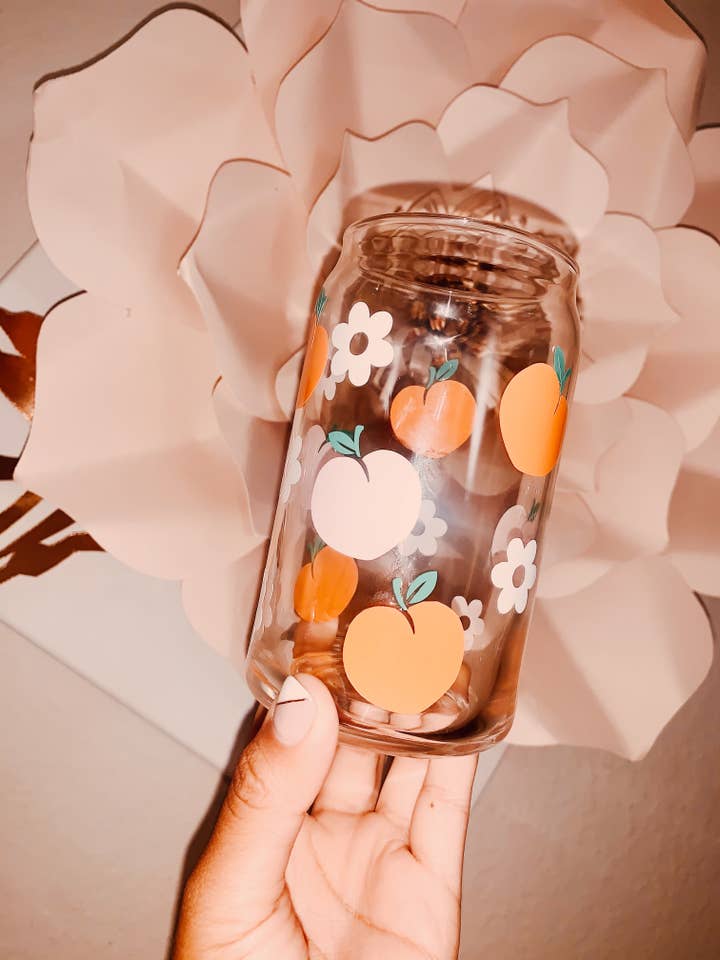 Boîte en verre Peach pour la vente par SeeTheWildflower