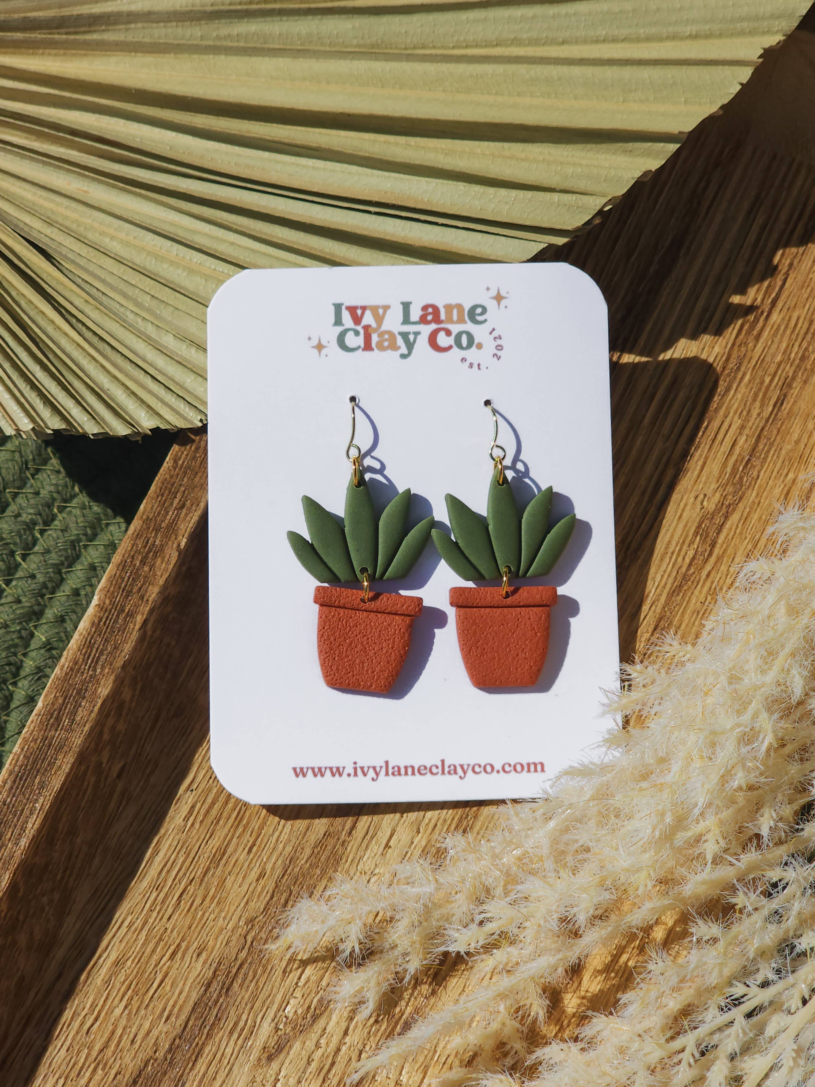 Ivy Lane Clay Co. - Vente Boucles d'oreilles pendantes - Plantes et pots | Cottagecore | Boucles d'oreilles en pâte polymère15