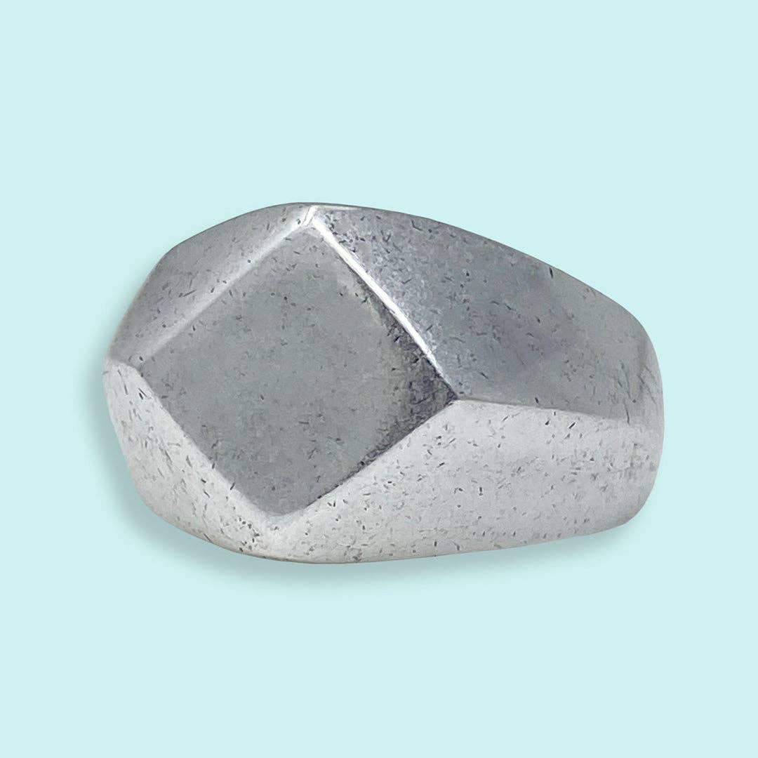 Ornamental Things – wholesale Cocktail/Statement Ring – Silverfasettring0