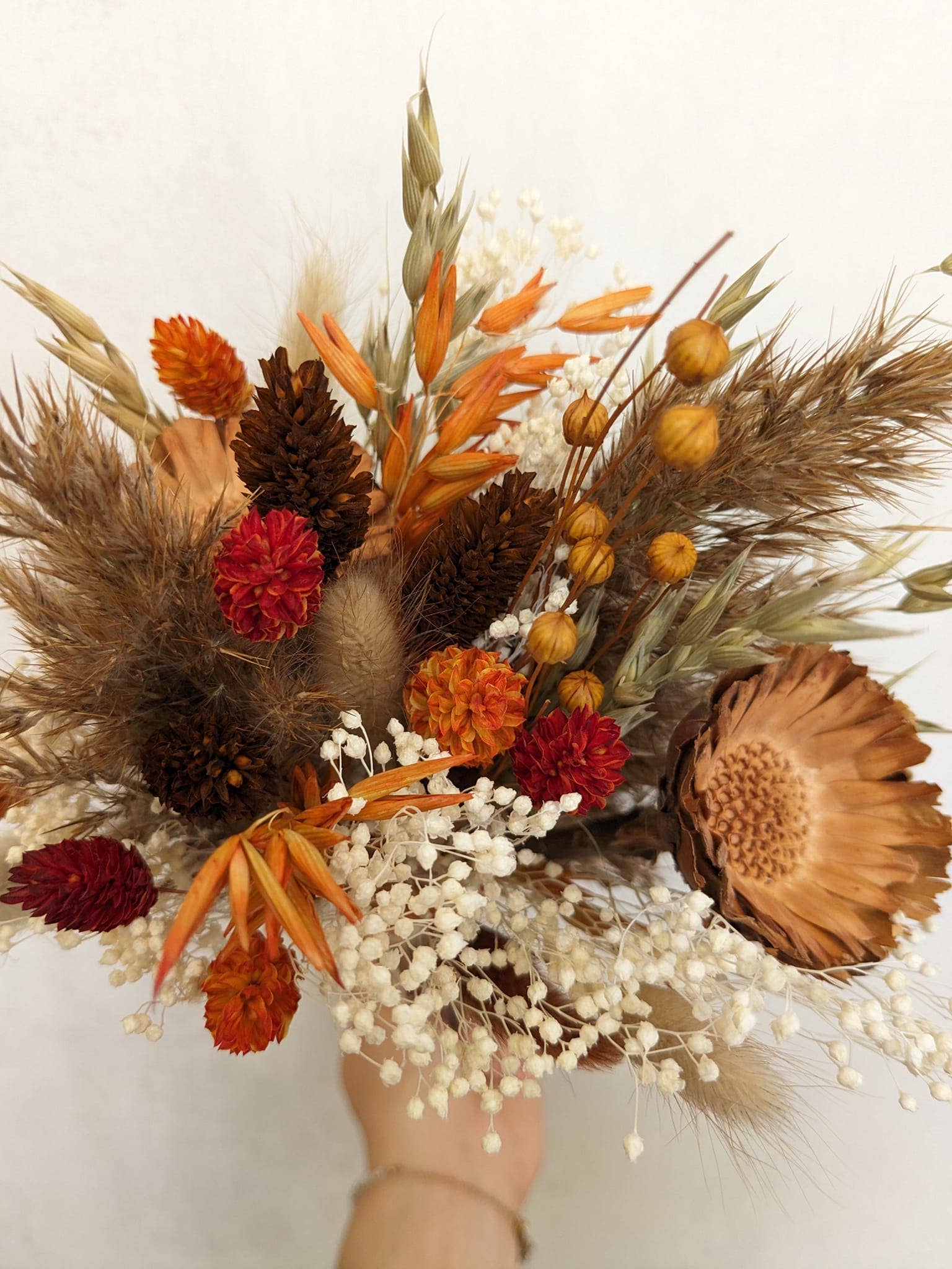 Maison Oline - Wholesale Dried/Pressed Flowers - CANNELLE | The bouquet of dried flowers in warm colors1
