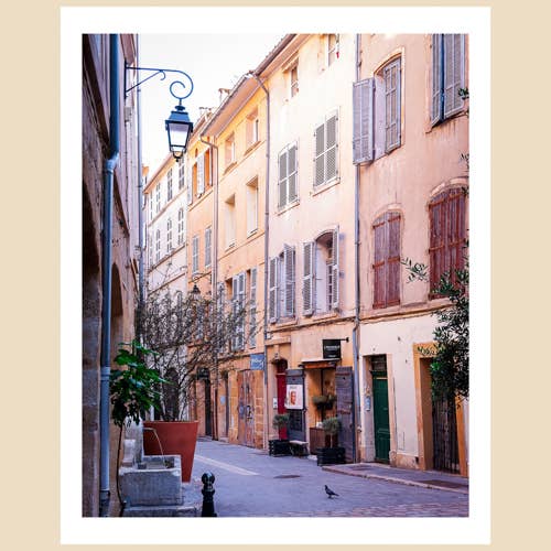 Tirage d'art provençal (8x10) : La ville de l'eau pour la vente par Charlotte to Paris