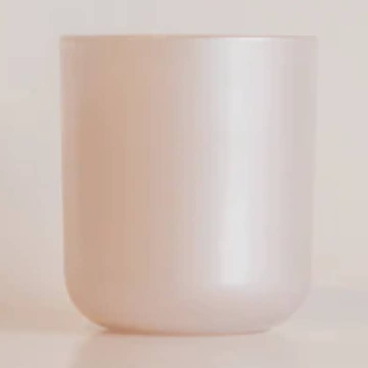 Bougie Blanche Nacrée 8oz | Cire de Coco et Soja Sans Étiquette pour la vente par Ezra and Elias Co.