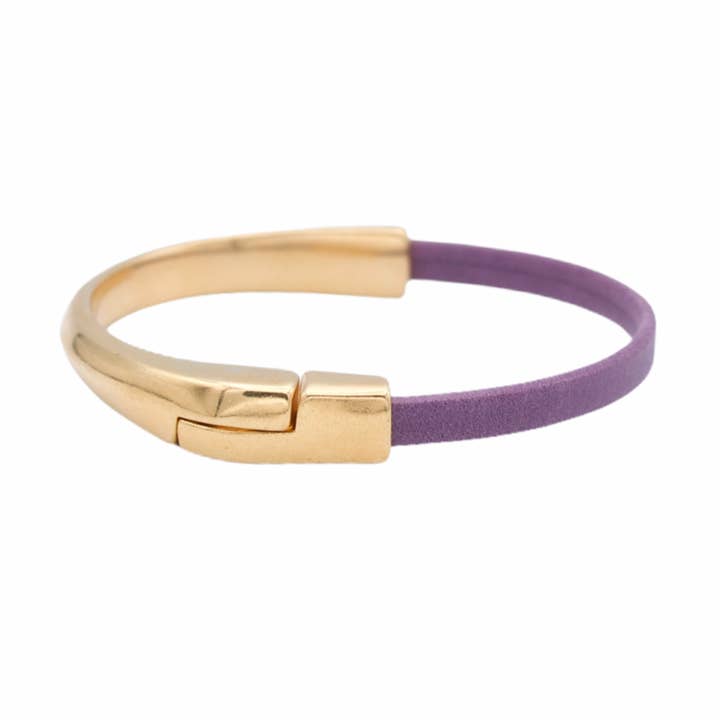 Araracuara - Wholesale Bangle Bracelet - AMACAYACÚ leather bracelet (gold) with magnetic clasp16