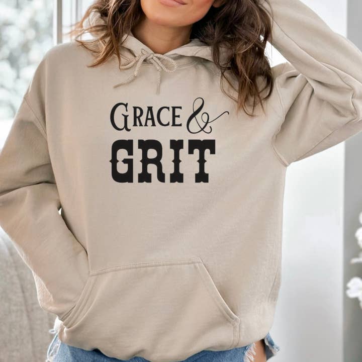 Chandail à capuchon Grace & Grit pour la vente par Brandy & Daisy's Boutique