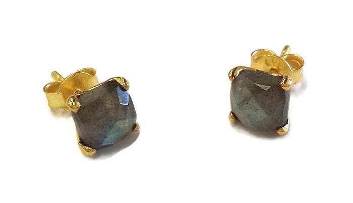 Treisi - Wholesale Stud/Post Earrings - Four prong stud earrings1